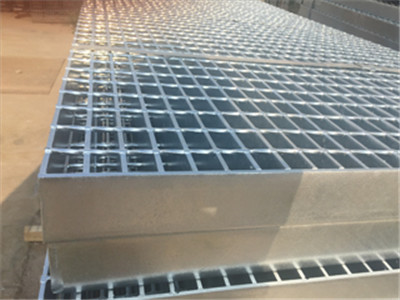 鍍鋅網(wǎng)格板